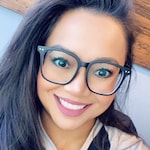 Amy Y. - Black - square - plastic