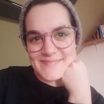 Aaren W. - Clear Purple - round - plastic