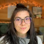 Samantha K. - Floral - round - plastic