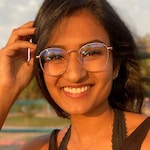 Apoorva R. - Rose Gold - round - metal