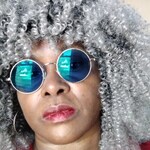 Mia P. - Silver - round - metal