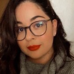 Amanda T. - Pink Floral - round - plastic-metal