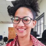 Alana B. - Matte Black - round - plastic