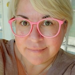 Josette R. L. - Neon Pink - round - plastic