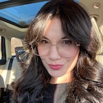 Melissa J. - Golden - square - metal