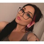 Vivian R. - Matte Black - round - plastic