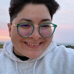 Dahianna G. - Teal - round - plastic-metal