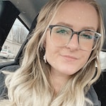 Courtney W. - Gradient Black - square - plastic