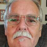 Kenneth E S. - Bronze - round - metal