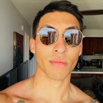 julaincastellanos19 - Gold - round - metal