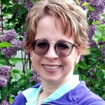 Nancy S. - Red/Floral - round - plastic