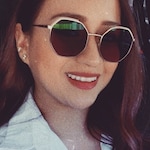 Lizbeth R. - Gold - geometric - metal