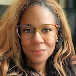 Tara M. - Rainbow - horn - plastic