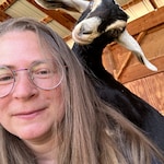 Kimberly R. - Rainbow - round - titanium