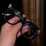 Estefany S. - Black & Panther - horn - acetate