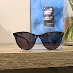 Vaishali J. - Tortoise - horn - plastic