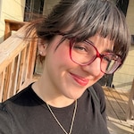 Alyssa L. - Clear Burgundy - horn - acetate