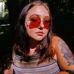 Hannah M. - Golden - square - metal