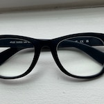 Paula O. - Matte navy - square - plastic