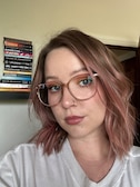 Kierstan W. - Champagne - round - plastic